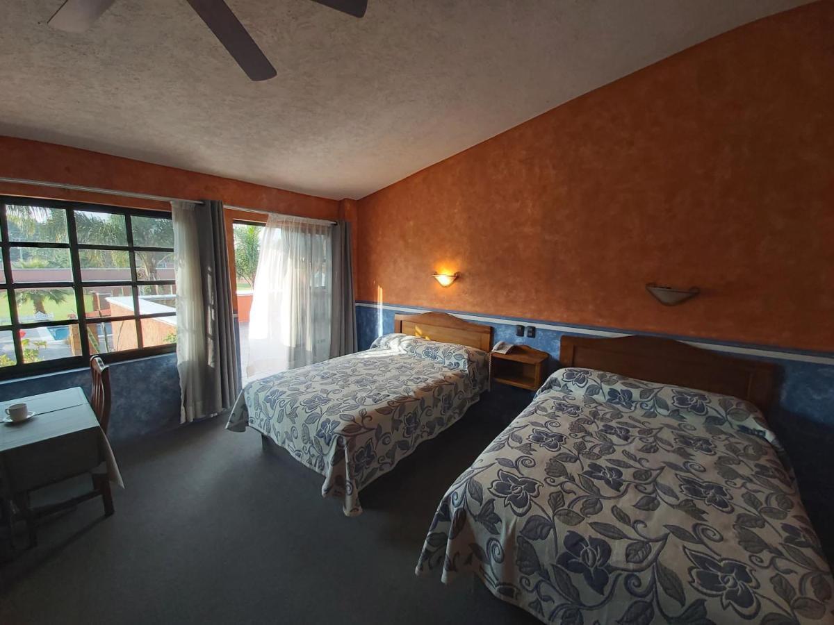 Hotel Meson Del Puente Acámbaro Dış mekan fotoğraf