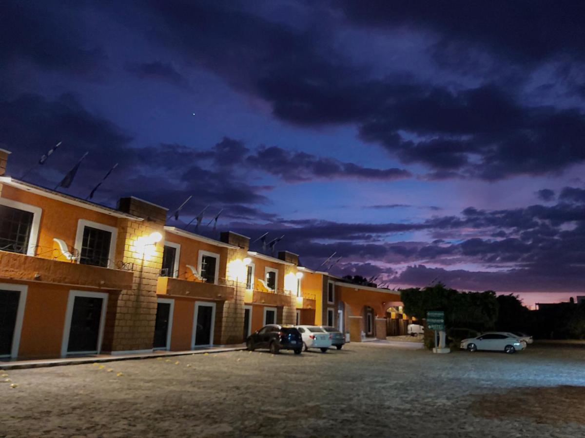 Hotel Meson Del Puente Acámbaro Dış mekan fotoğraf