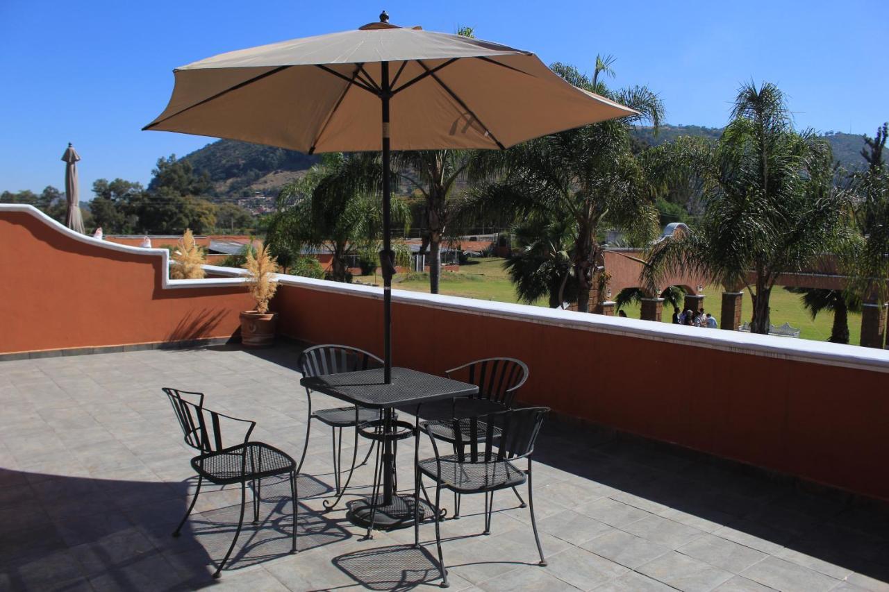 Hotel Meson Del Puente Acámbaro Dış mekan fotoğraf