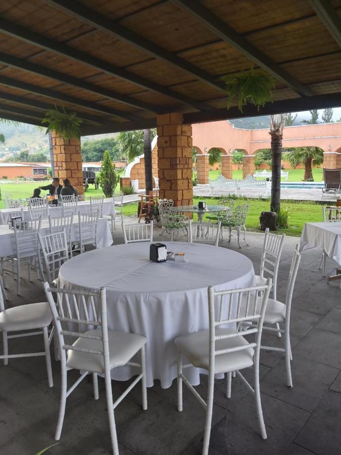 Hotel Meson Del Puente Acámbaro Dış mekan fotoğraf